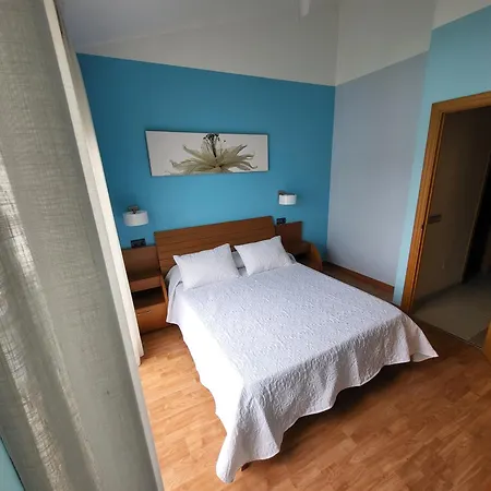 Casa Victoria Residencial Llanca * Miami Playa