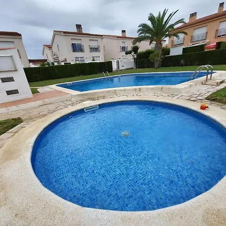 Casa Victoria Residencial Llanca Holiday home